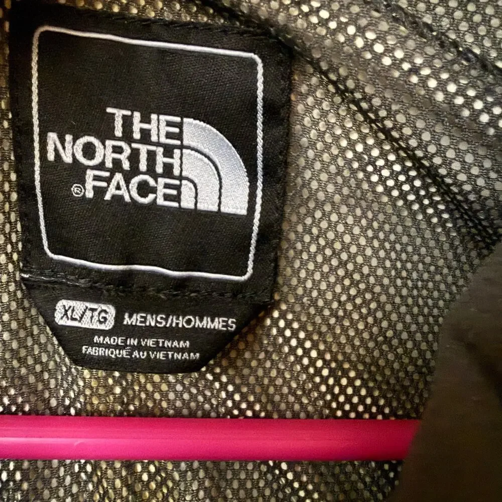 The North Face Men's Resolve HyVent Rain Jacket dark gray XL Hooded Waterproof